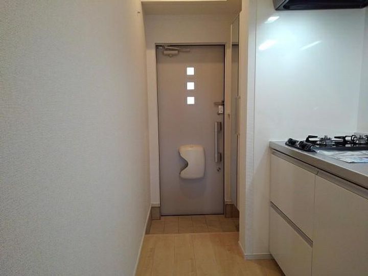 東京都立川市砂川町5(アパート)の賃貸物件の玄関