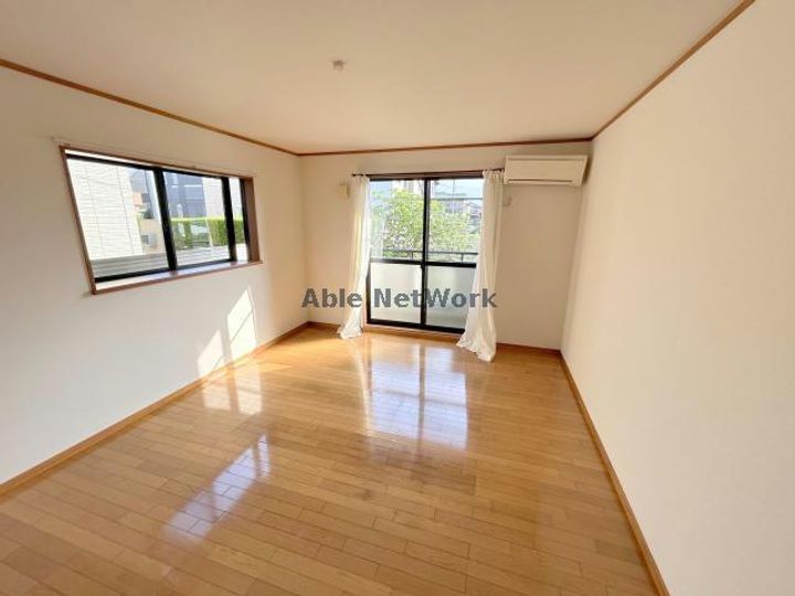 栃木県下都賀郡野木町大字丸林(アパート)の賃貸物件の居間