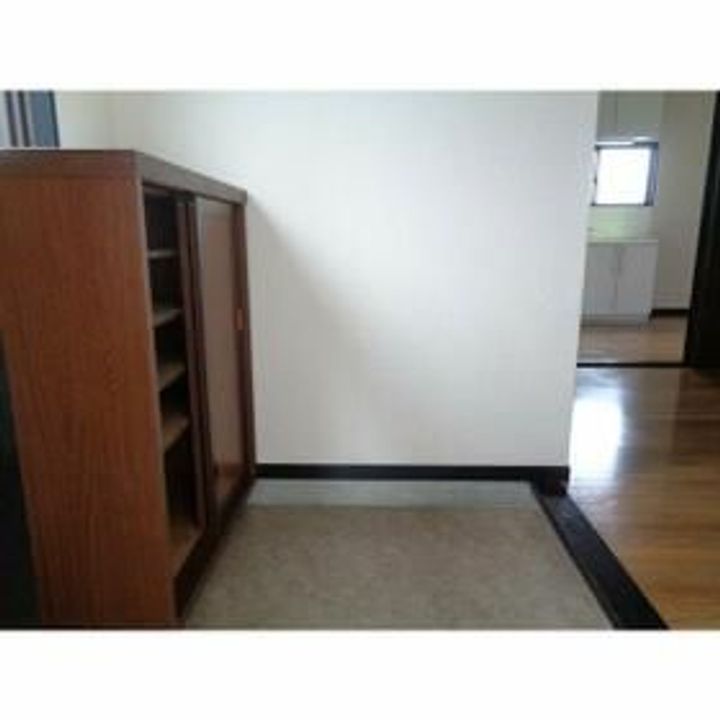 メゾン・ド・オリビアンの玄関