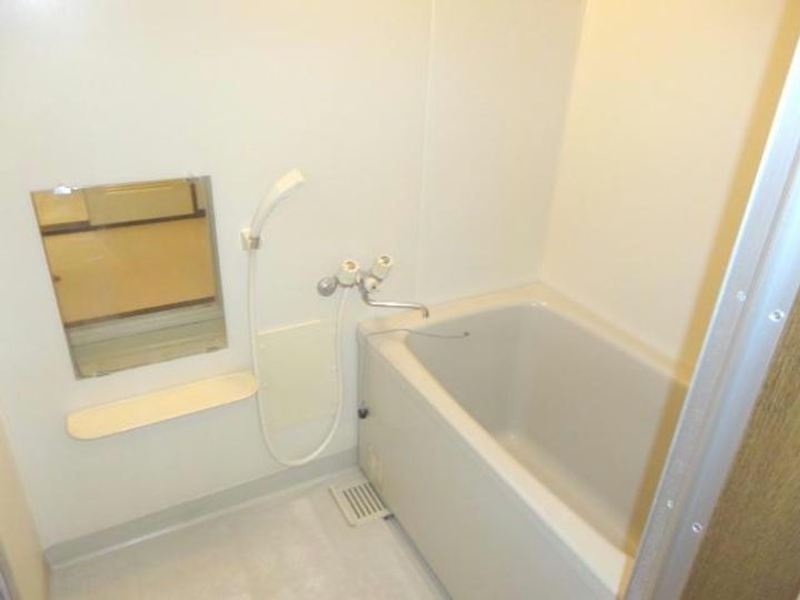 サンフラワーIIの風呂