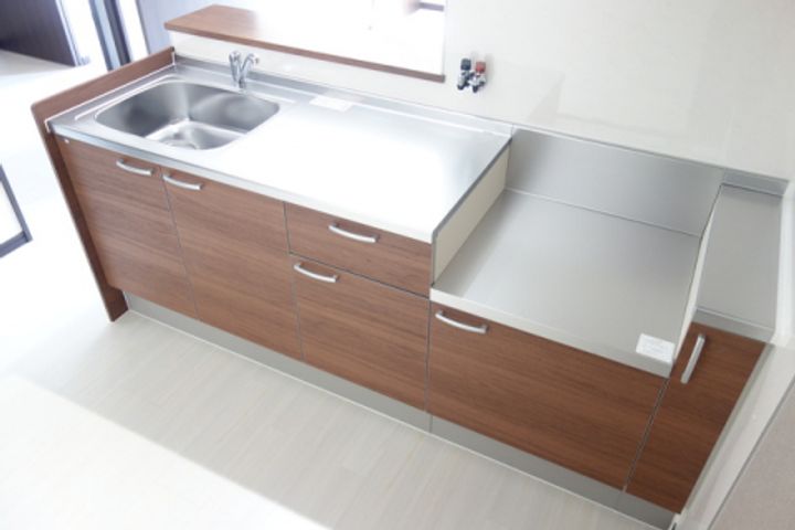 滋賀県東近江市猪子町(マンション)の賃貸物件のキッチン