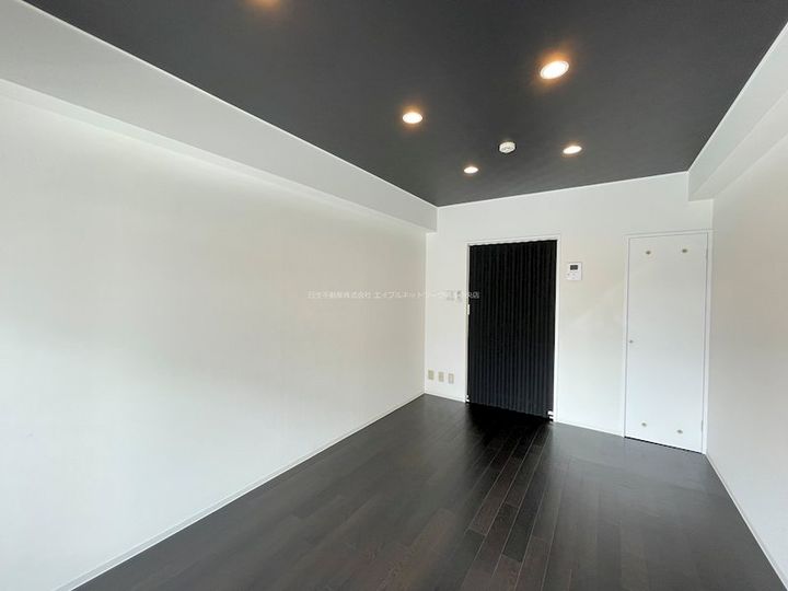 Lily-be女池上山IIの内装