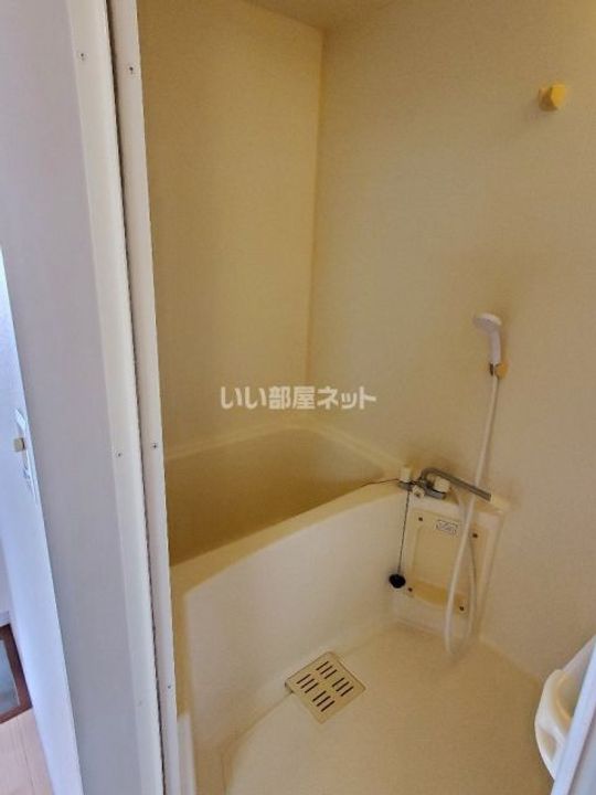 ピュア・ハイツ白河E棟の風呂