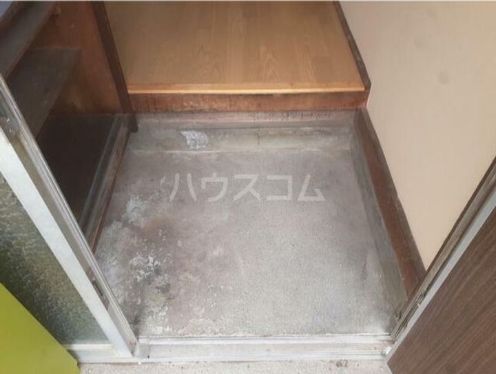 神奈川県秦野市鈴張町(一戸建)の賃貸物件の玄関