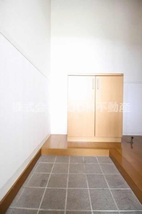 蓼池マンションルビィの玄関