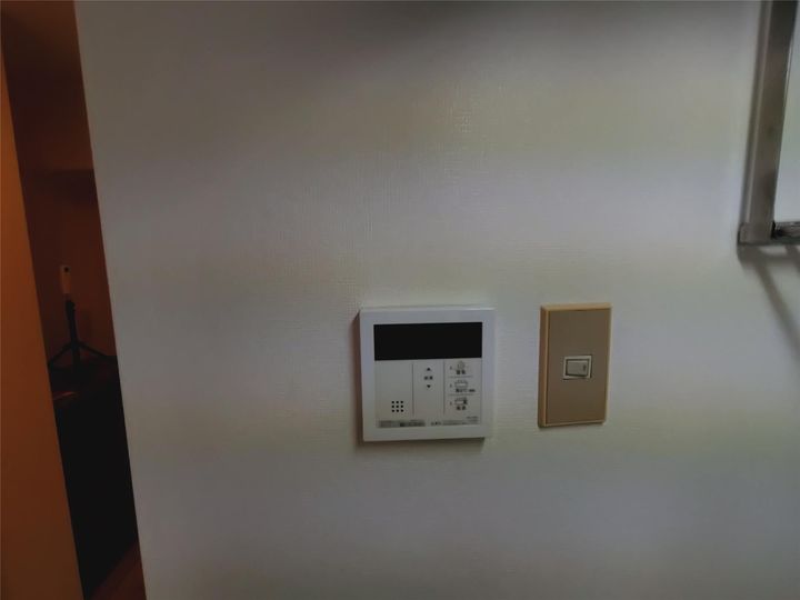 フロム0834の内装