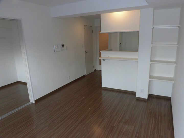 京都府京都市左京区吉田上阿達町(マンション)の賃貸物件の居間