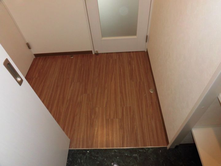 京都府京都市左京区吉田上阿達町(マンション)の賃貸物件の玄関