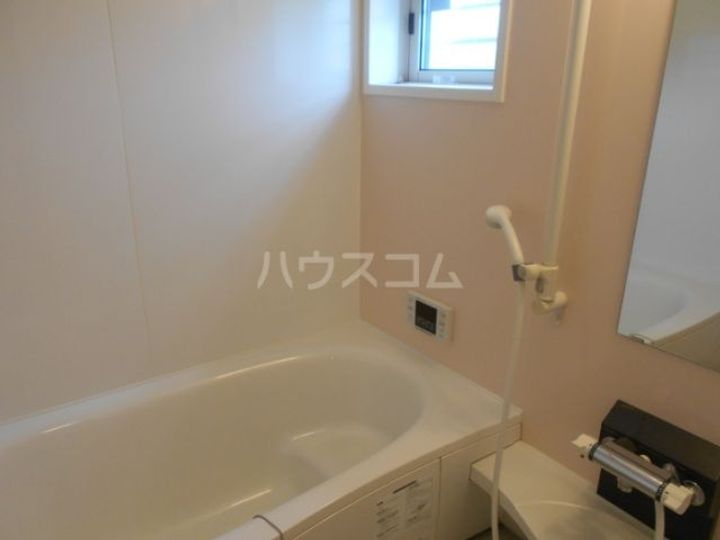 山梨県甲府市大里町(アパート)の賃貸物件の風呂