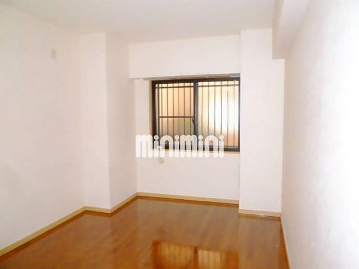 サンタバレー弐番館の居間