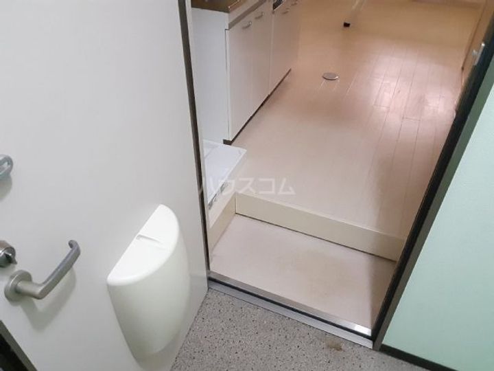 アルバティアラの玄関