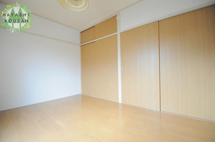 メゾンド中島の居間