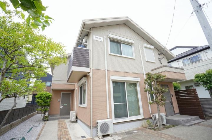 クレセントアベニューWEST101の外観