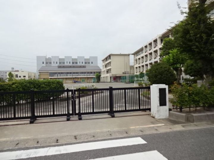 ナホトカ静里 Aの周辺