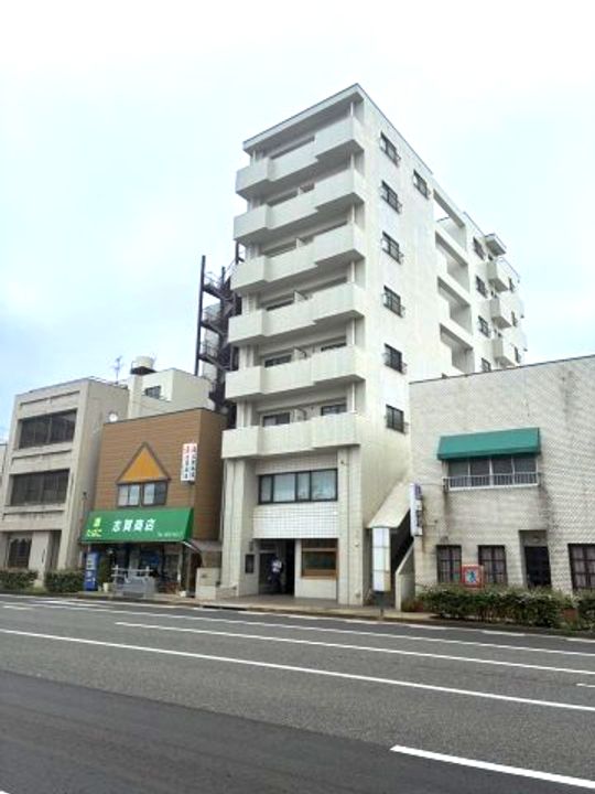トーカンマンション東中通りの外観