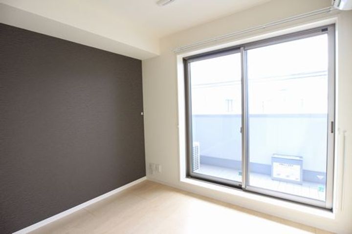 プランドール 桜木の居間