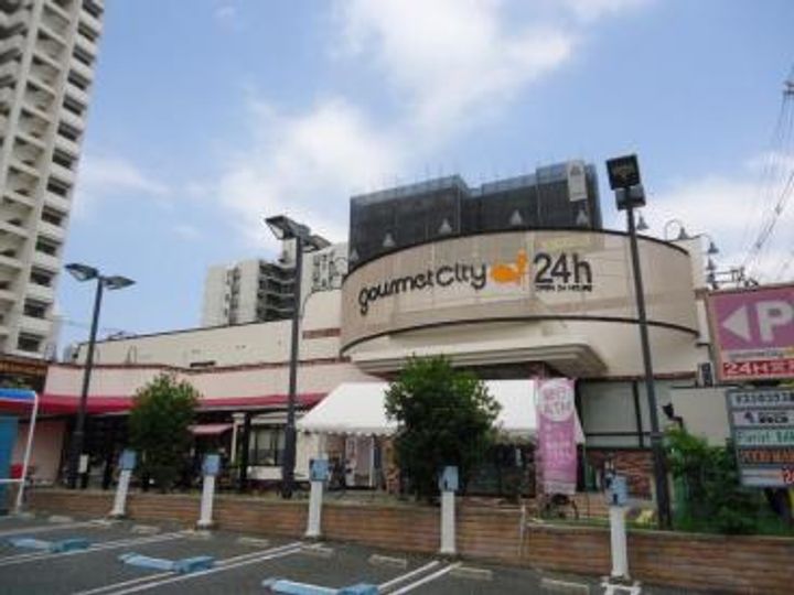 クリスタルグランツBAYフロンティアの周辺