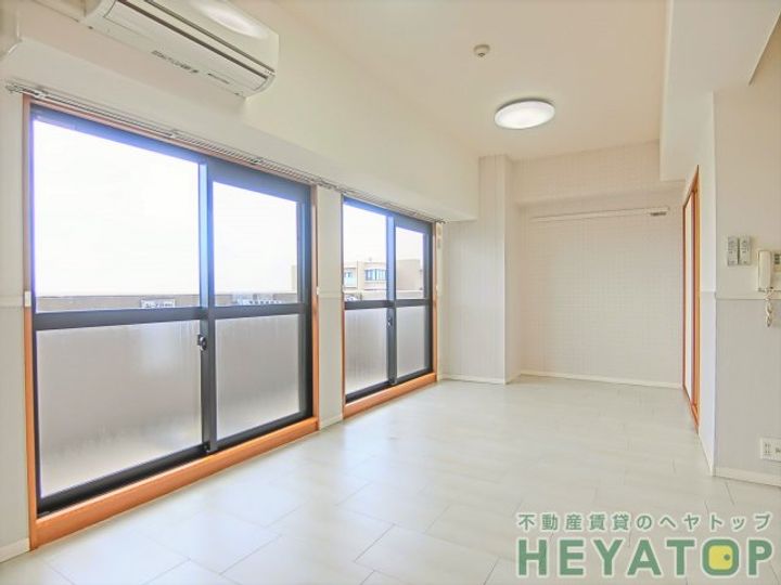 愛知県名古屋市瑞穂区彌富通3(マンション)の賃貸物件の居間