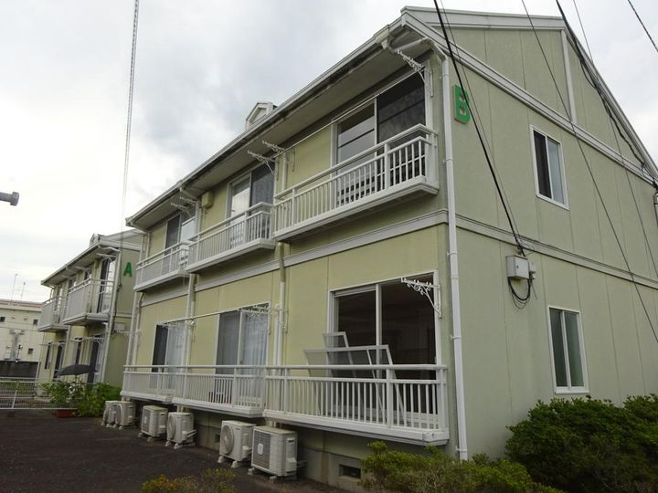 川花ハイツ Aの外観