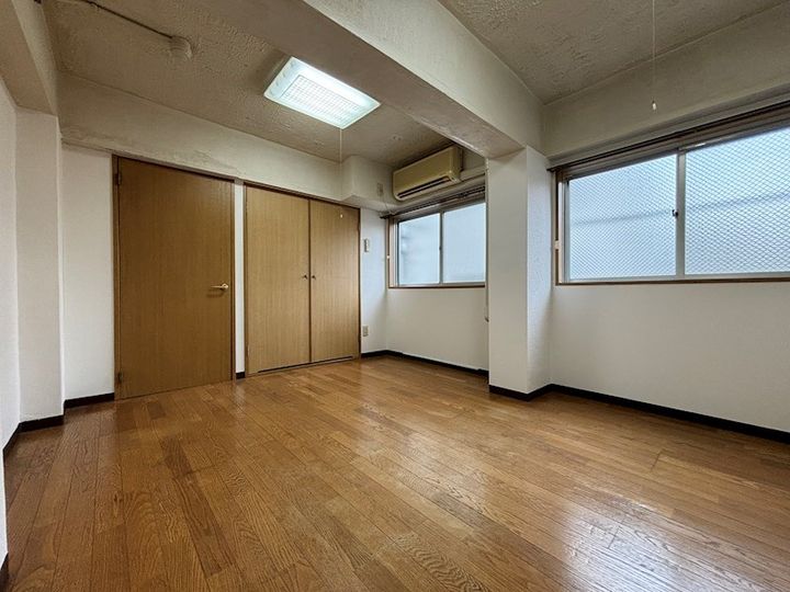 上賀茂松柏の内装