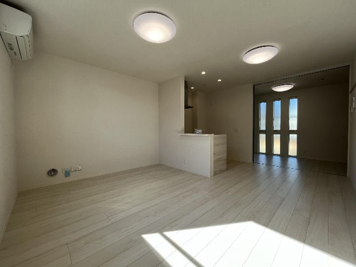 シャーメゾン茅ヶ崎東海岸の居間