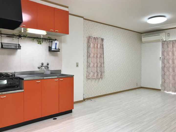 ドルチェヴィータ(Dolce Vita) Bの居間