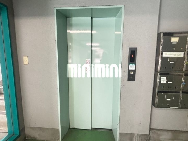 ユニバーサルシティの地図