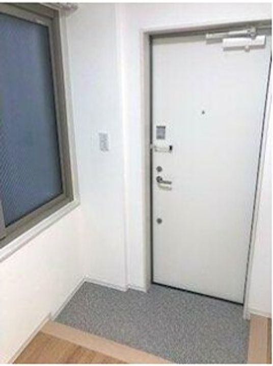 リベール弥生の玄関