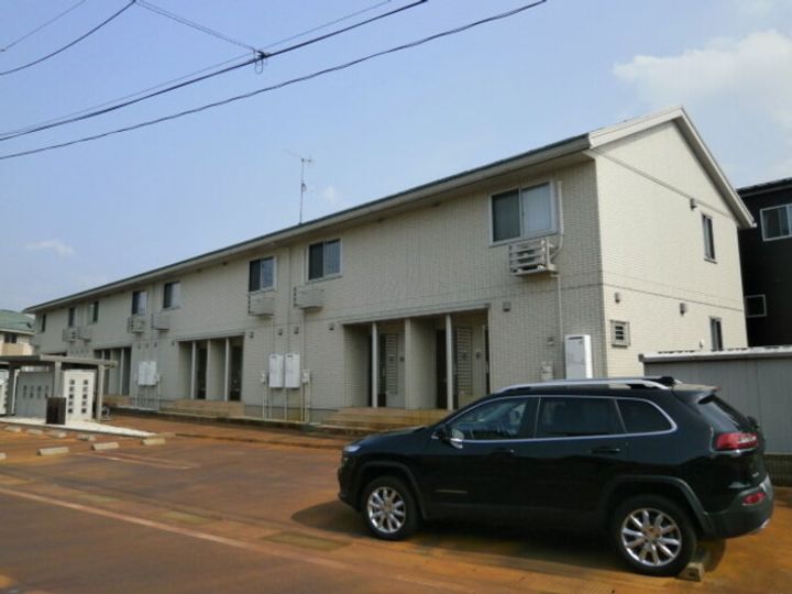 新潟県長岡市学校町3(アパート)の賃貸物件の外観