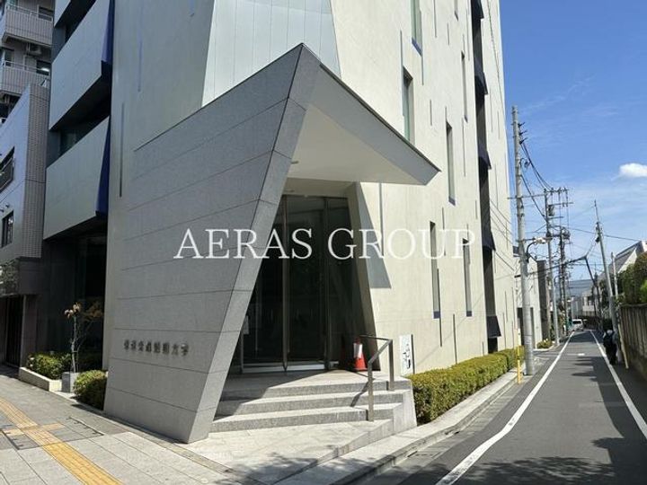 メゾンウエダの周辺