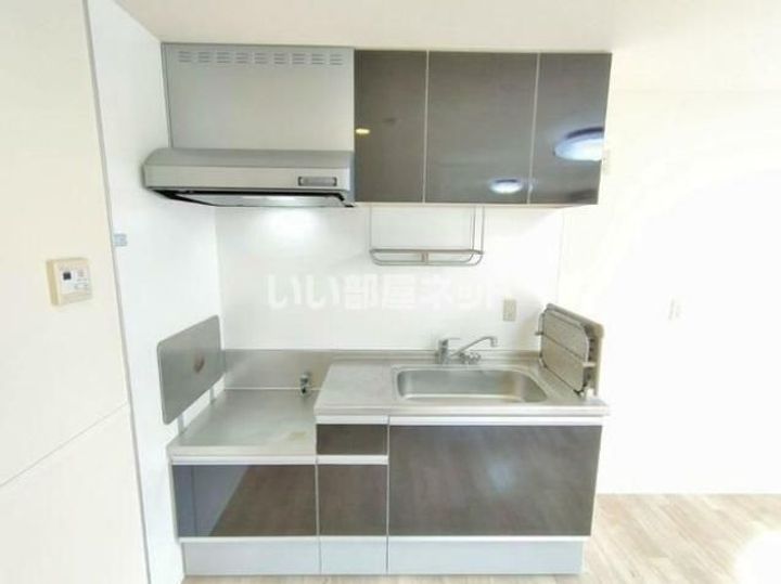 YANAKA・IIのキッチン