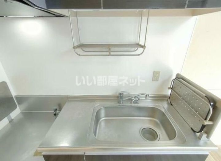 YANAKA・IIのキッチン