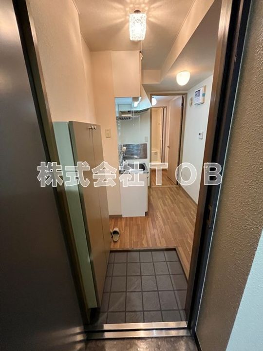 プラスクレールの玄関