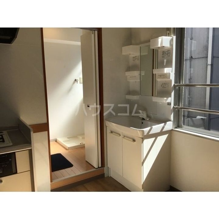 3スタービルの内装