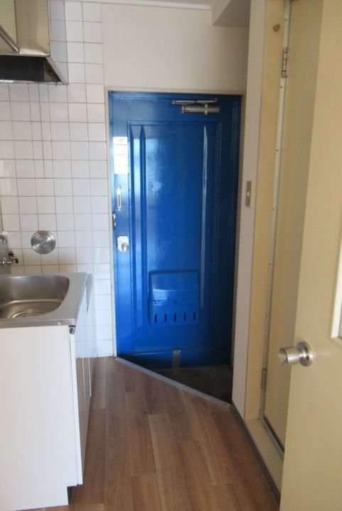 東京都国立市谷保7(アパート)の賃貸物件の玄関