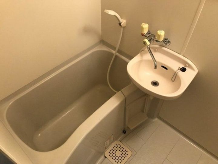 Studio Enchate公園前の風呂