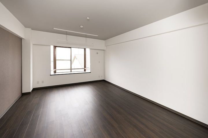 静鉄音羽ビルマンションの内装