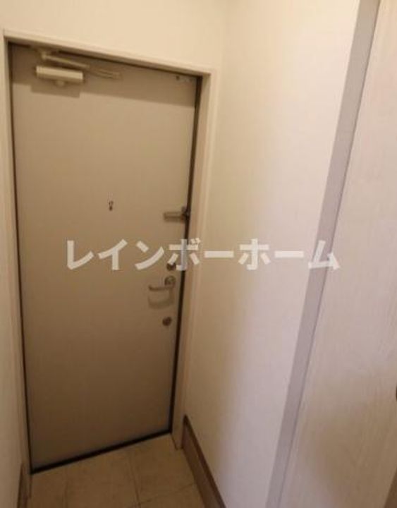 埼玉県さいたま市見沼区東大宮6(アパート)の賃貸物件の玄関