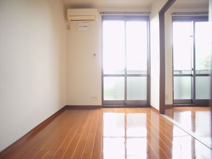 アマービリスBの居間