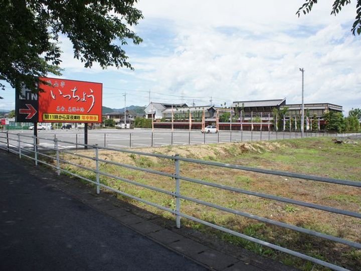 アマービリスBの周辺