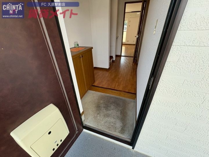 フラット立石 Bの玄関