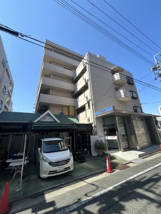 塚口グリーンハイツの外観