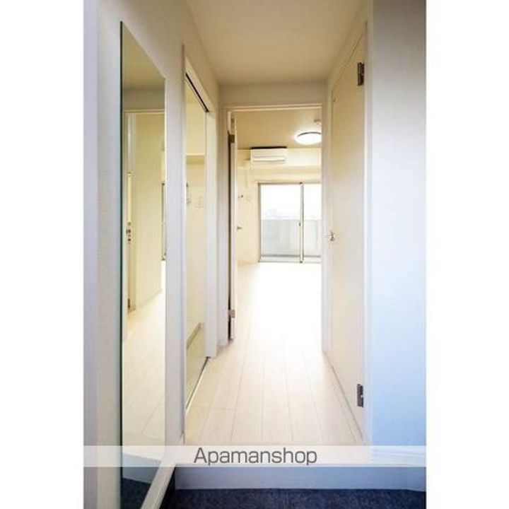 福岡県福岡市博多区吉塚4(マンション)の賃貸物件の玄関