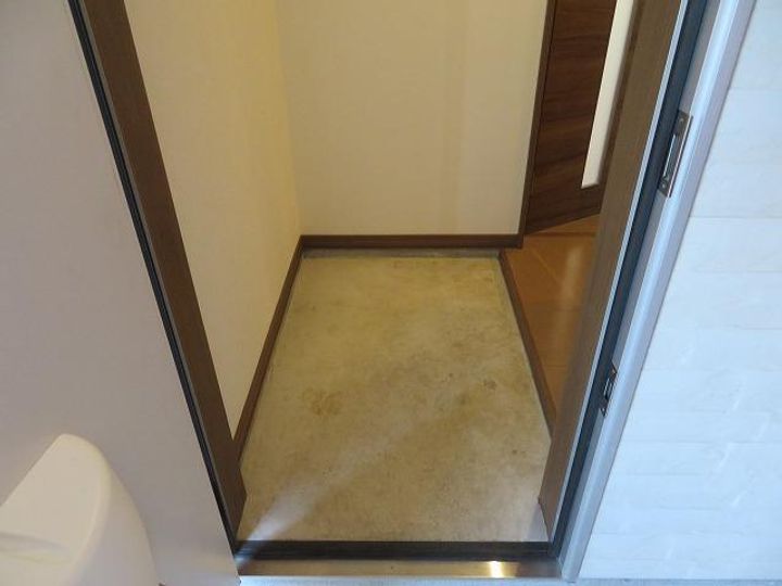 Port Village Iの玄関