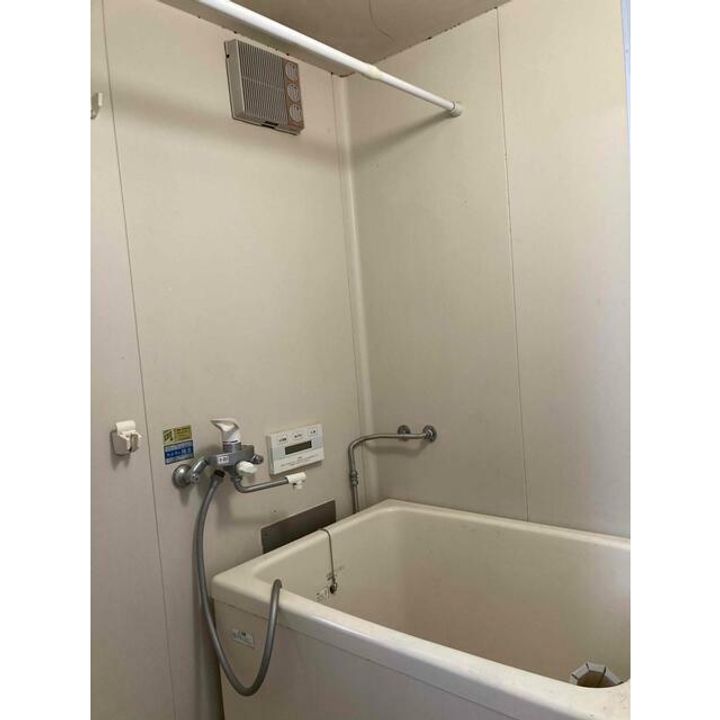 神奈川県平塚市幸町(アパート)の賃貸物件の外観