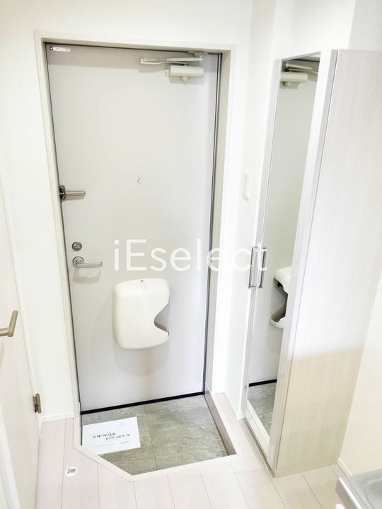 ハーモニーテラス検見川町の玄関