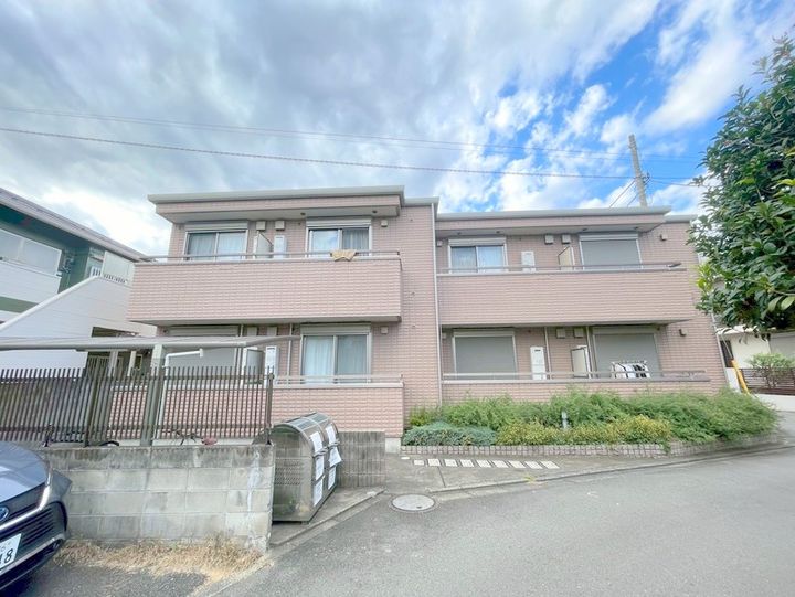 東京都世田谷区弦巻2(マンション)の賃貸物件の外観