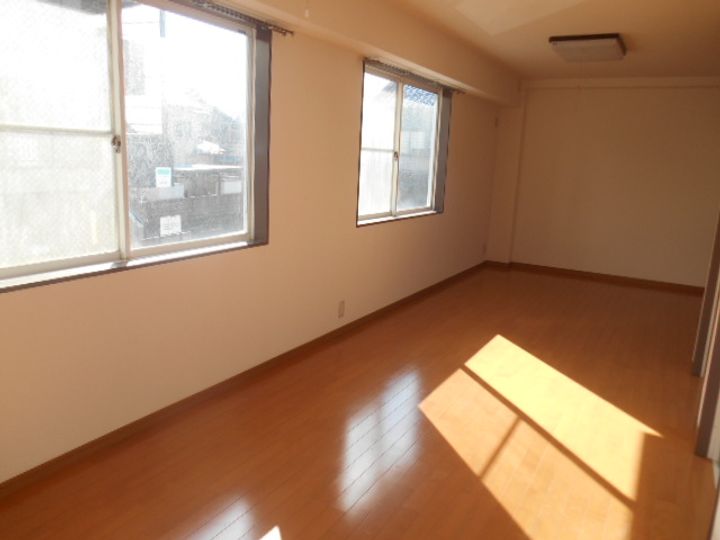 カーサ石引の居間