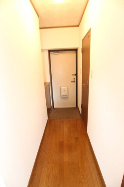 オービィング東野の玄関