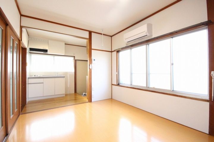 コーポおおみやの居間